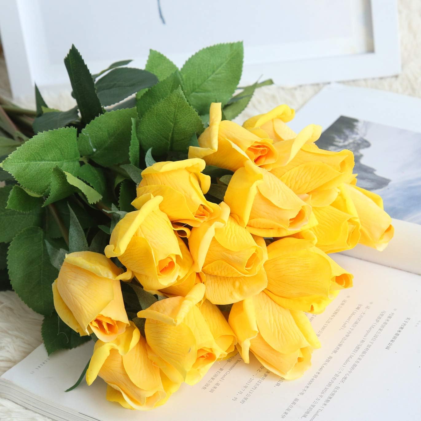 12pcs Real Look Artificial Rose Buds, 22 Inch Real Touch Silk Rosebud, Realistic Design Artificial Flower with Real Feel Petals,Silk Flower Bud for Wedding Home Décor,Yellow