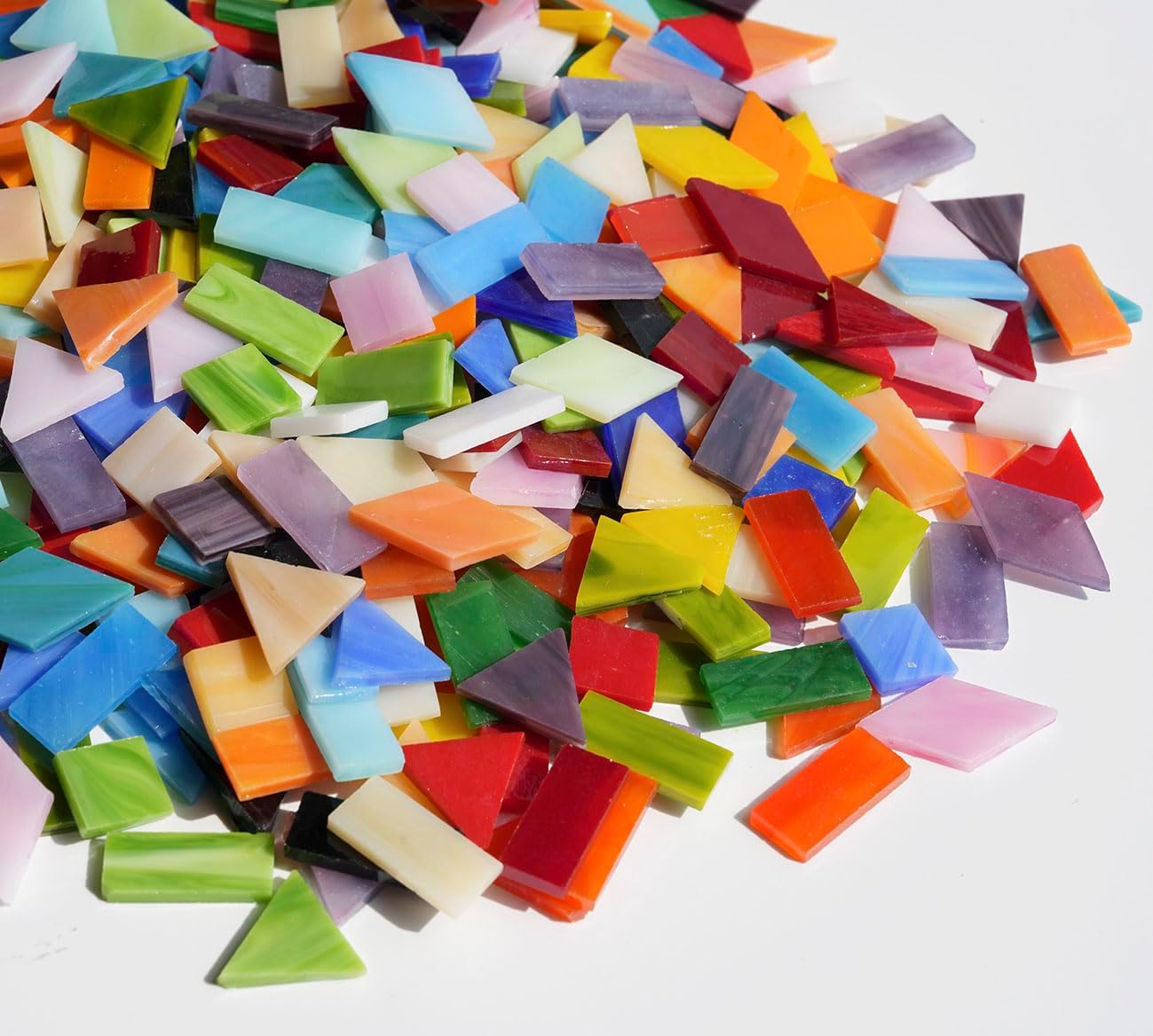 Lanyani 2.5lb Bulk Large Size Stained Glass Mosaic Tiles – 500 Pre-Cut Pieces in 4 Mixed Shapes, Vibrant Colors, Fade-Resistant Glass Tile for DIY Crafts, Indoor/Outdoor Art Projects