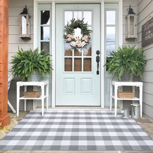 IOHOUZE Buffalo Plaid Checkered Rug 4x6 Ft Front Door Mats, Washable Area Rugs for Front Porch Decor, Spring Summer Welcome Mats Outdoor, Gray White Rug for Farmhouse/Entryway/Home Entrance