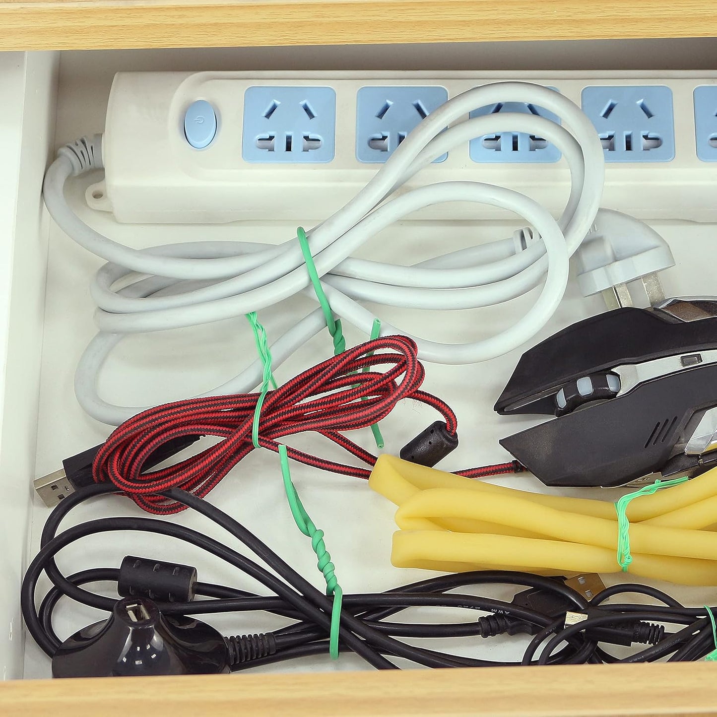 Gardzen 32ft Soft Garden Wire, Reusable Plant Ties, Rubber Coated Training Wire for Supporting Indoor Outdoor Plants and Home Organizing